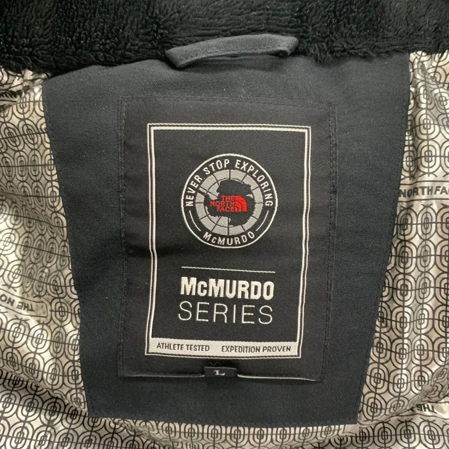 美品◆ザ ノースフェイス ダウンジャケット マクマードパーカ ブラック Lサイズ メンズ THE NORTH FACE McMurdo Parka 【AFA2】