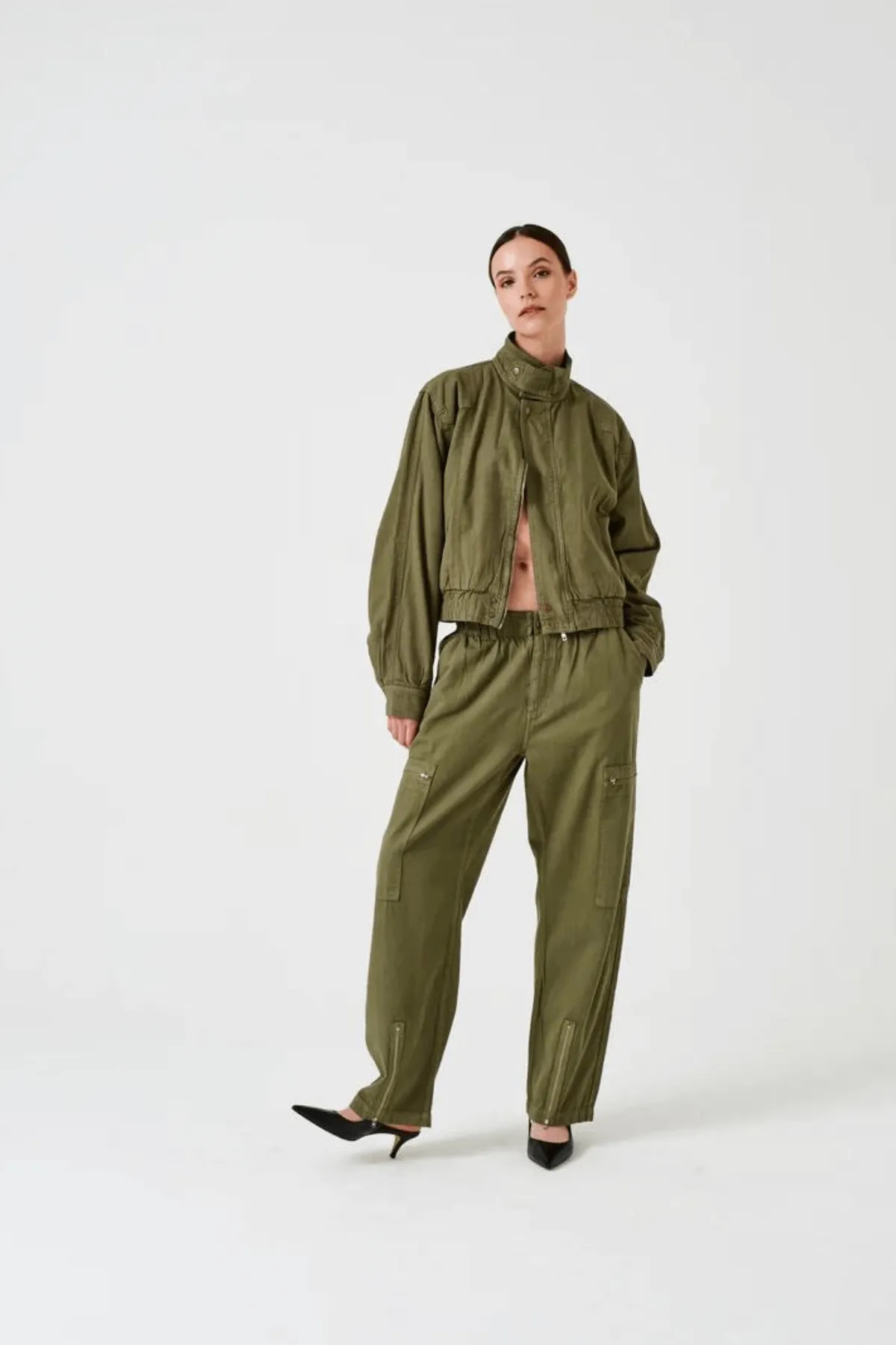 AMELIA PANT KHAKI