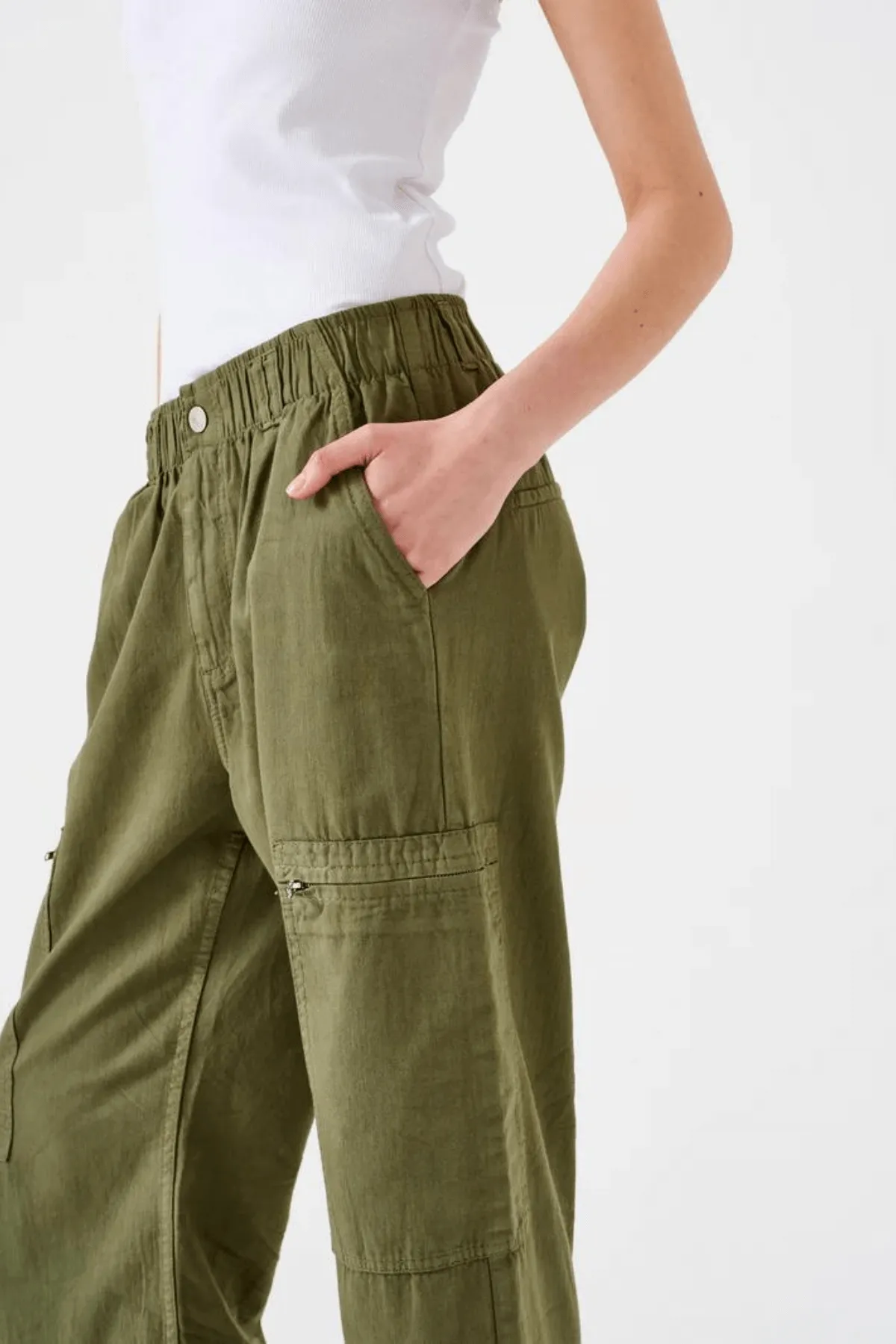 AMELIA PANT KHAKI