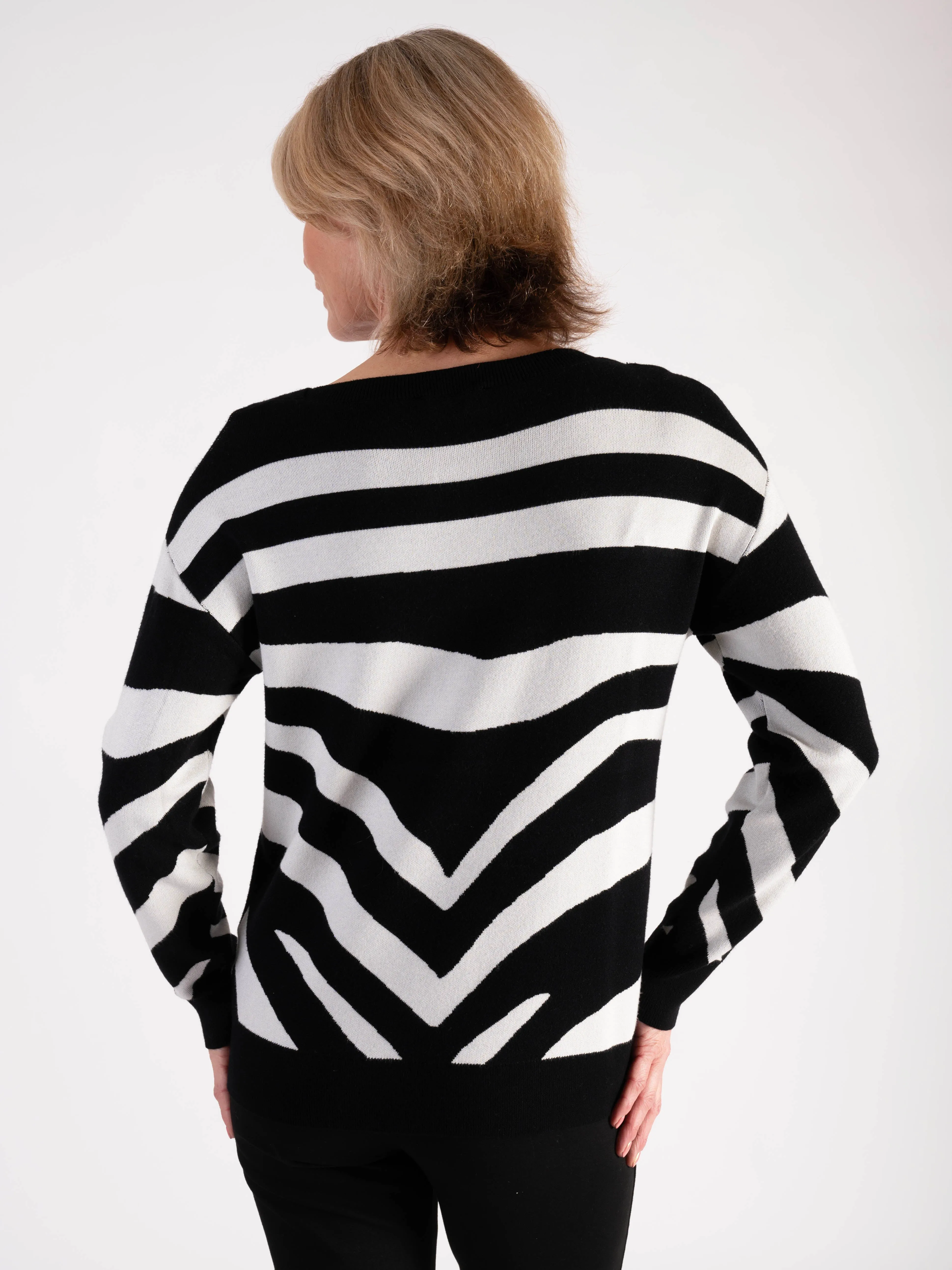 Black/White Abstract Zebra Pattern Jumper