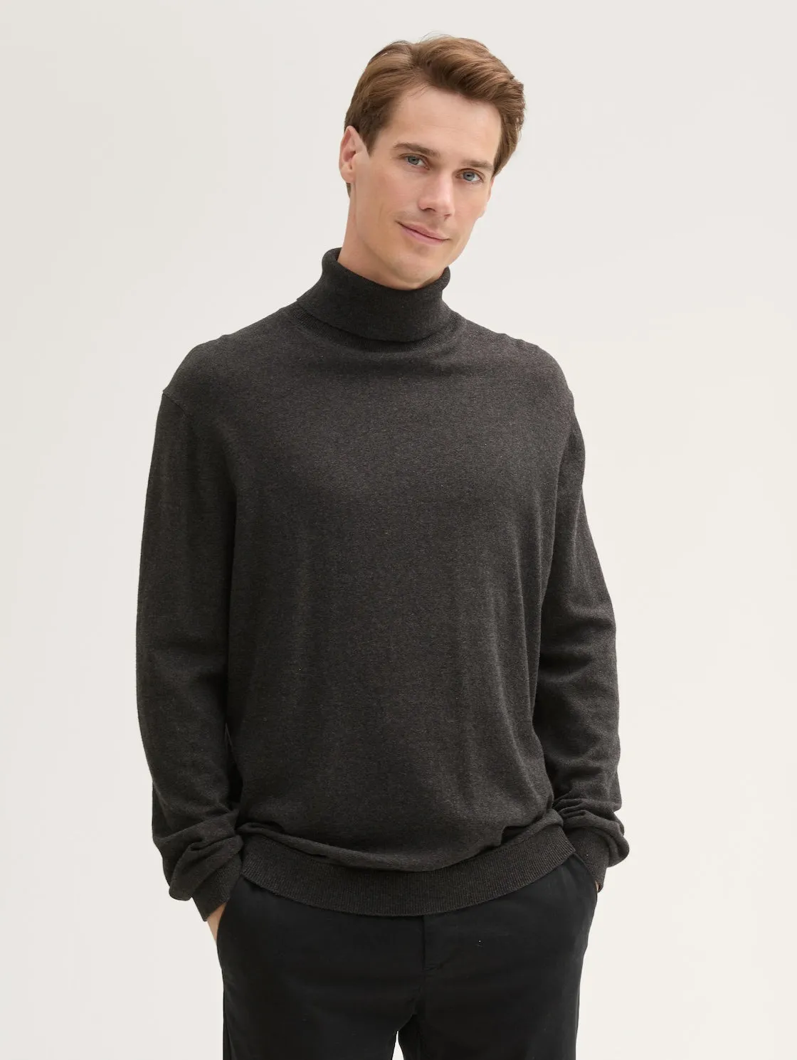 COTTONCASHMERE TURTLENECK KNIT