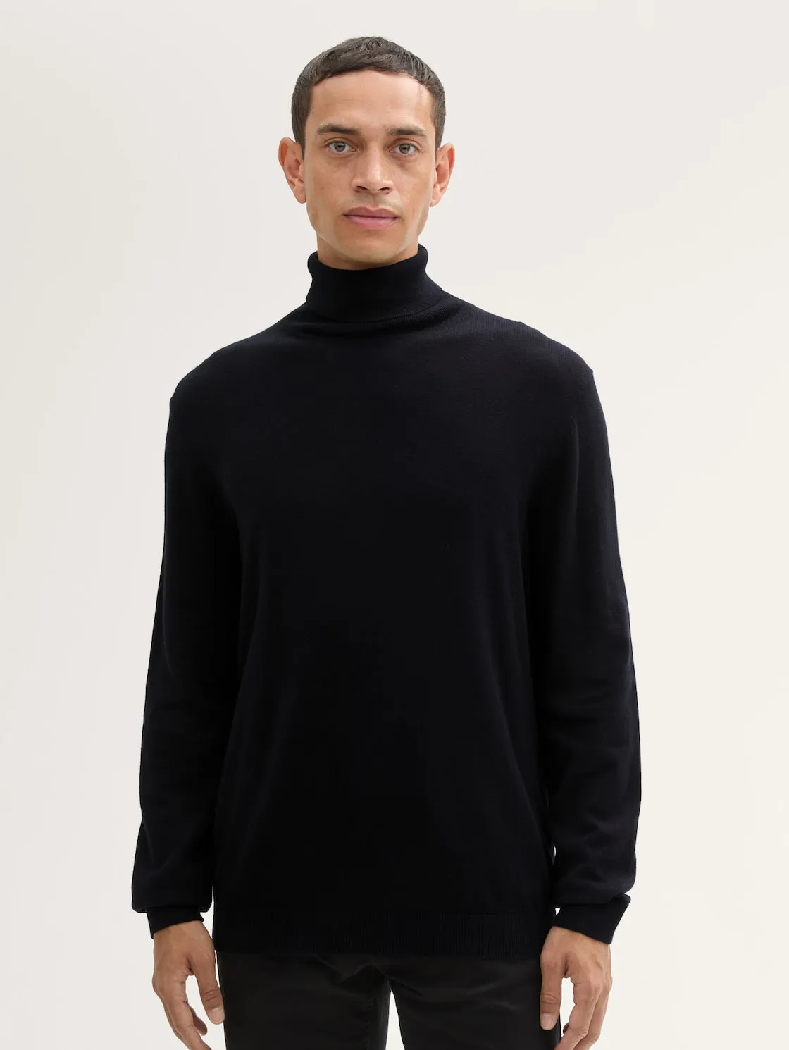 COTTONCASHMERE TURTLENECK KNIT