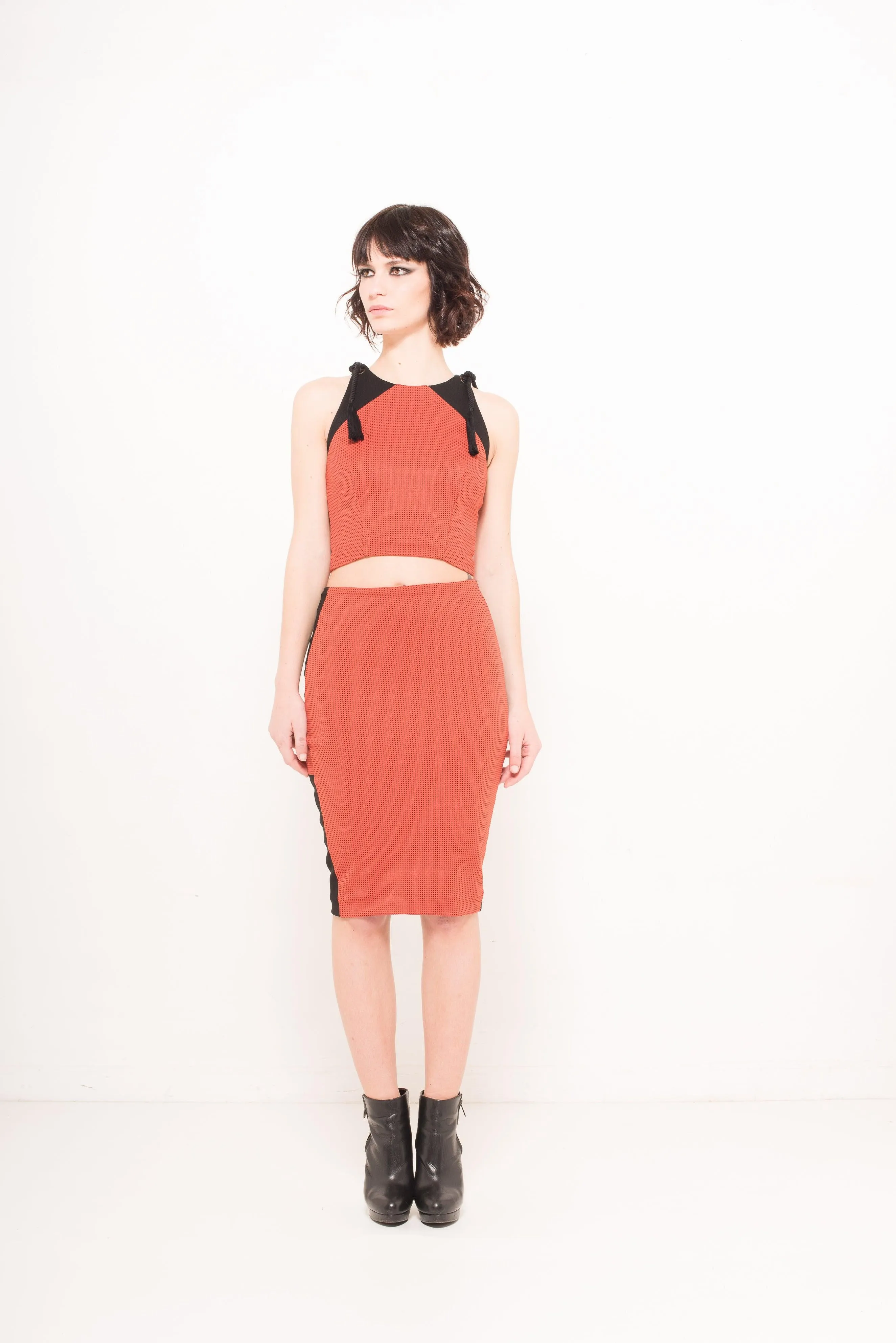 EON PARIS Broken Line Pencil Skirt