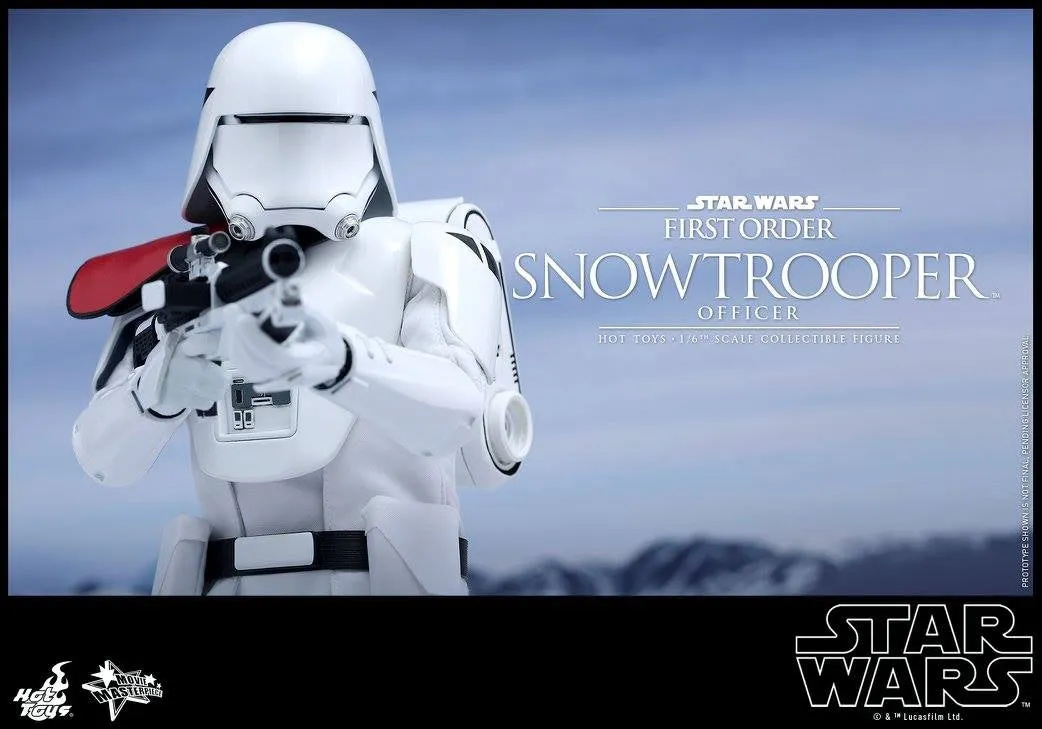 Hot Toys MMS322 – Star Wars: The Force Awakens - First Order Snowtrooper Officer