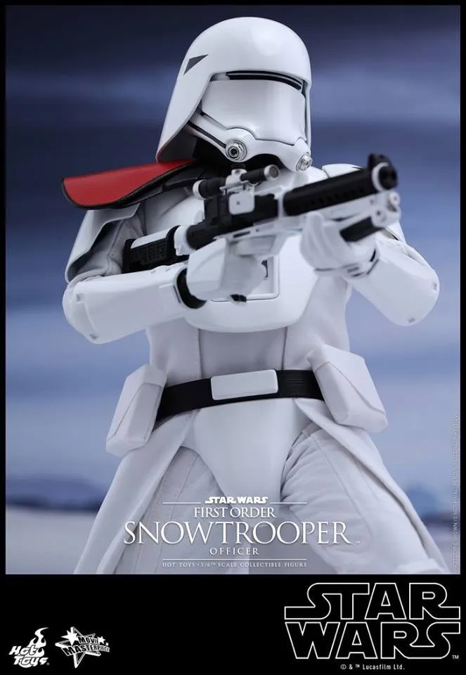 Hot Toys MMS322 – Star Wars: The Force Awakens - First Order Snowtrooper Officer