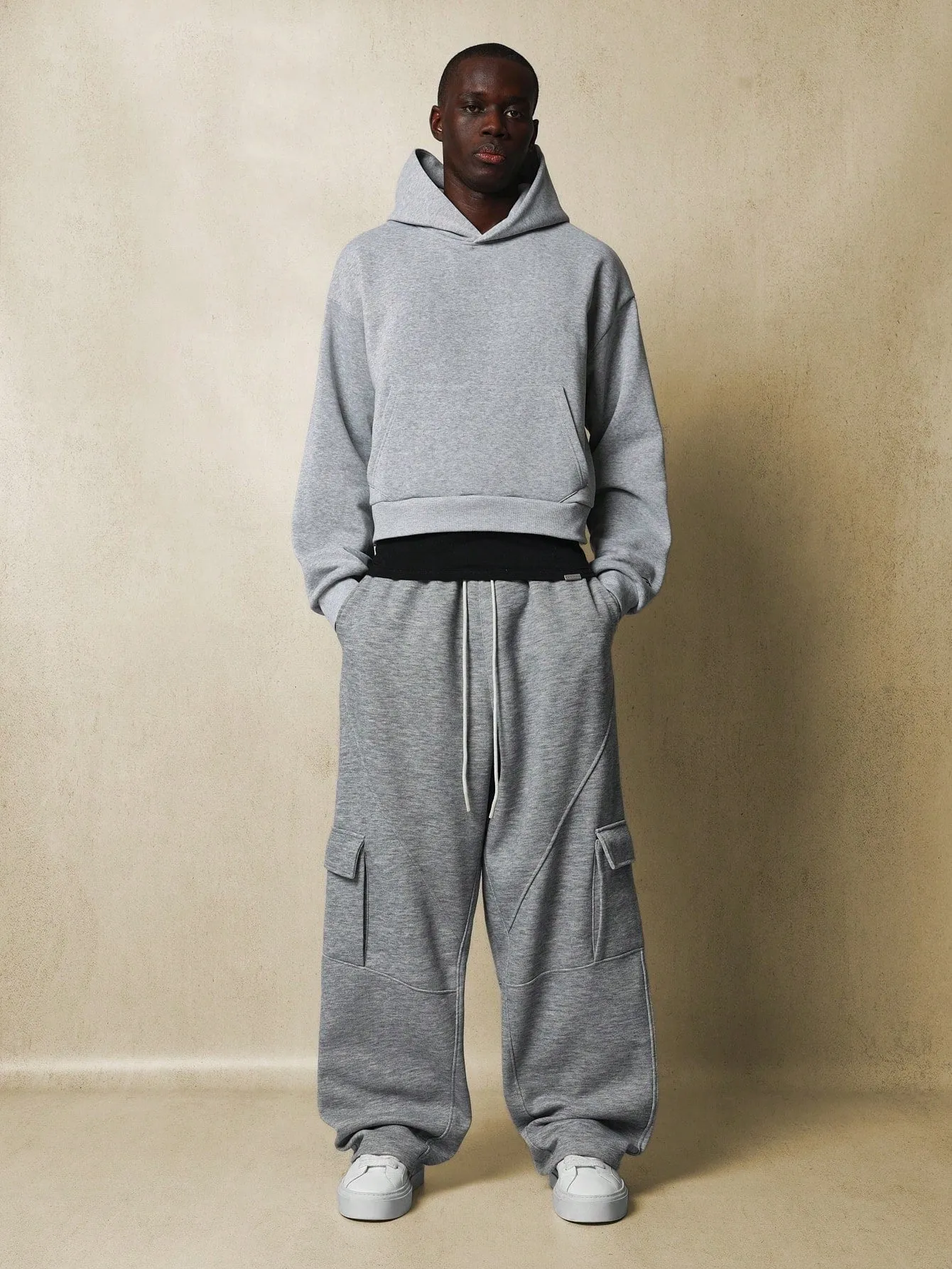 Loose Fit Cargo Sweatpants With Seam Detail