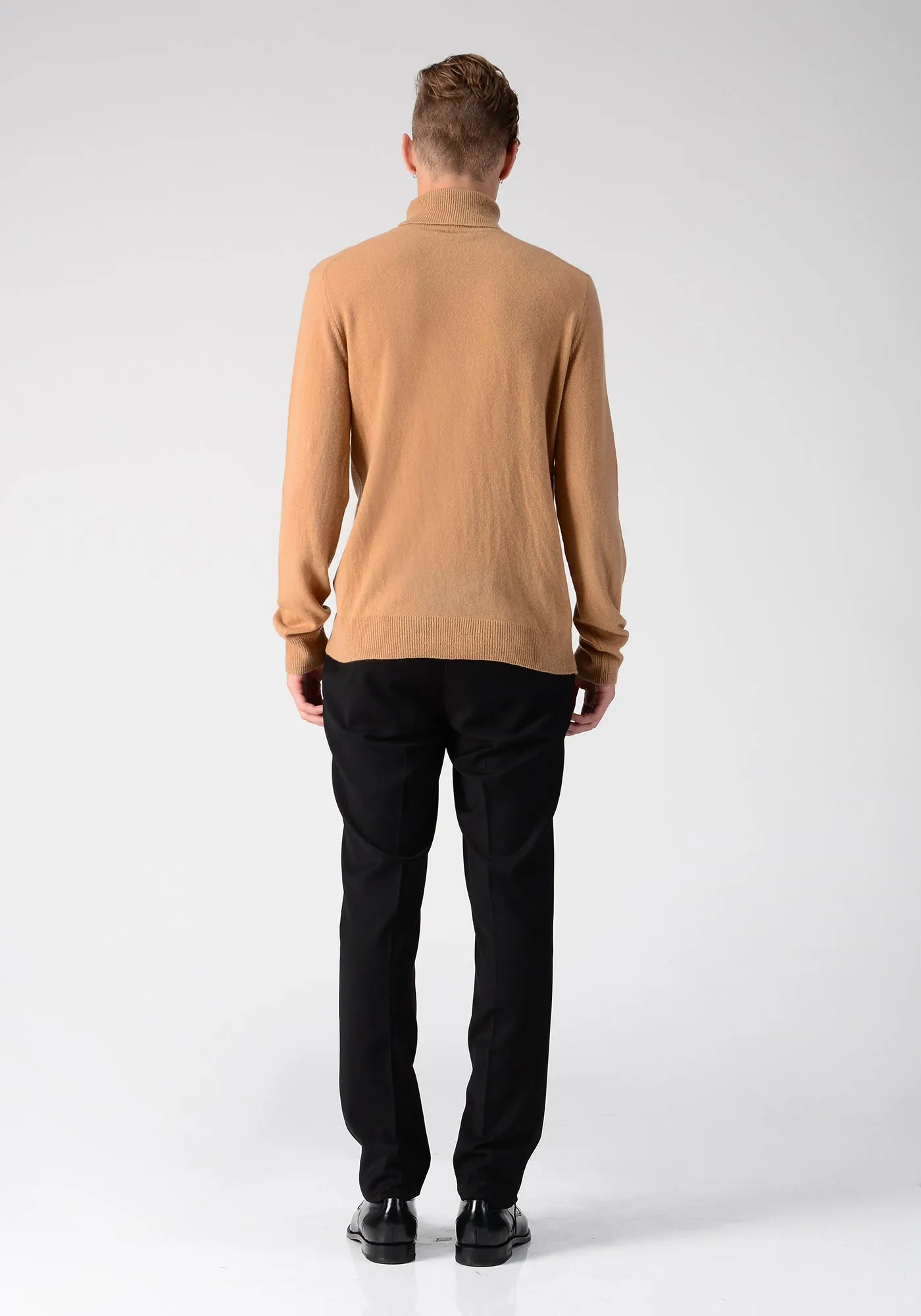 Men Turtleneck Sweater_Camel