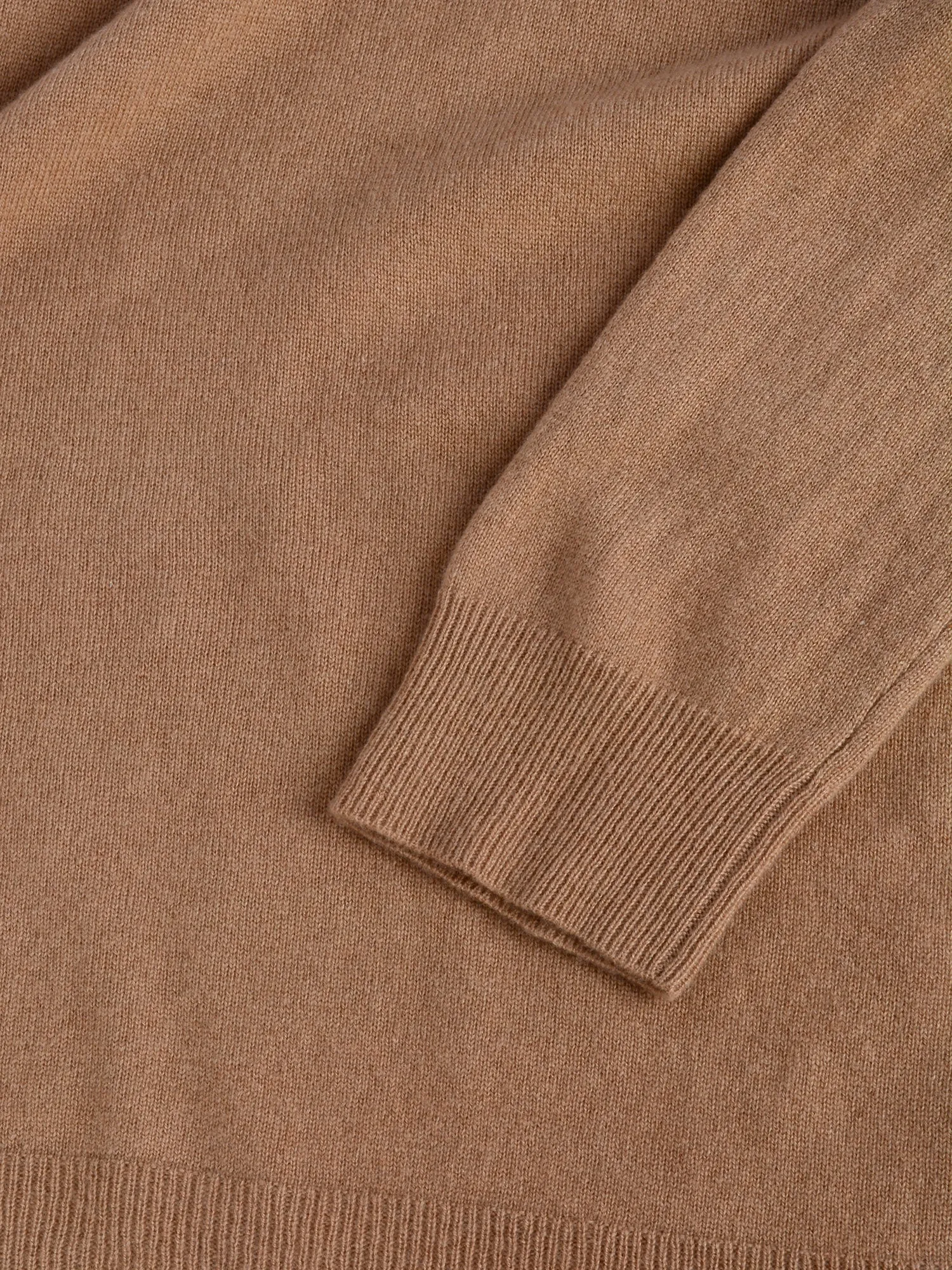 Men Turtleneck Sweater_Camel