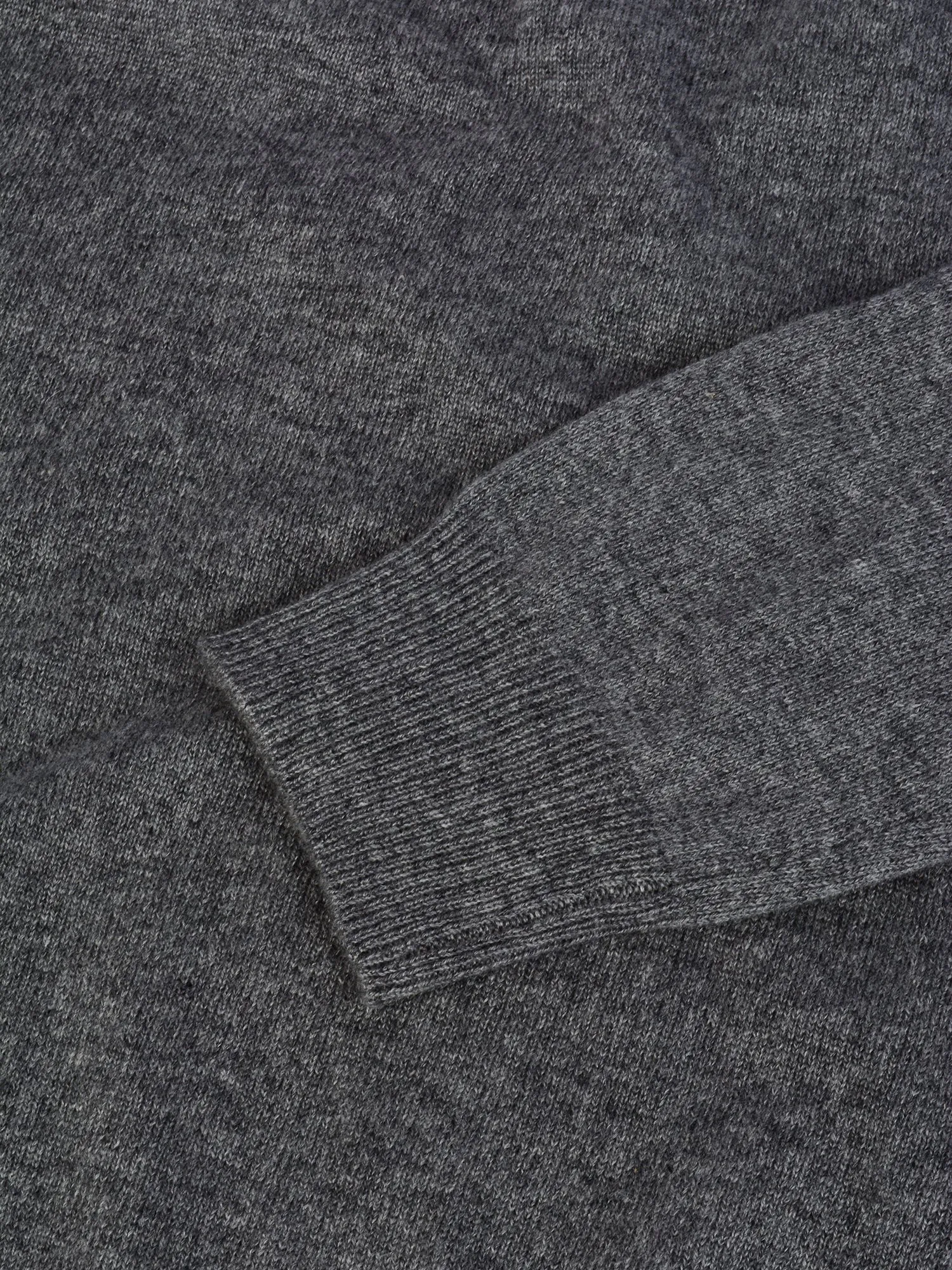 Men Turtleneck Sweater_Grey