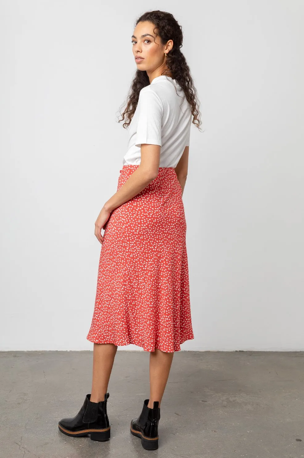 Rails - Anya Midi Skirt in Carmine Daisies