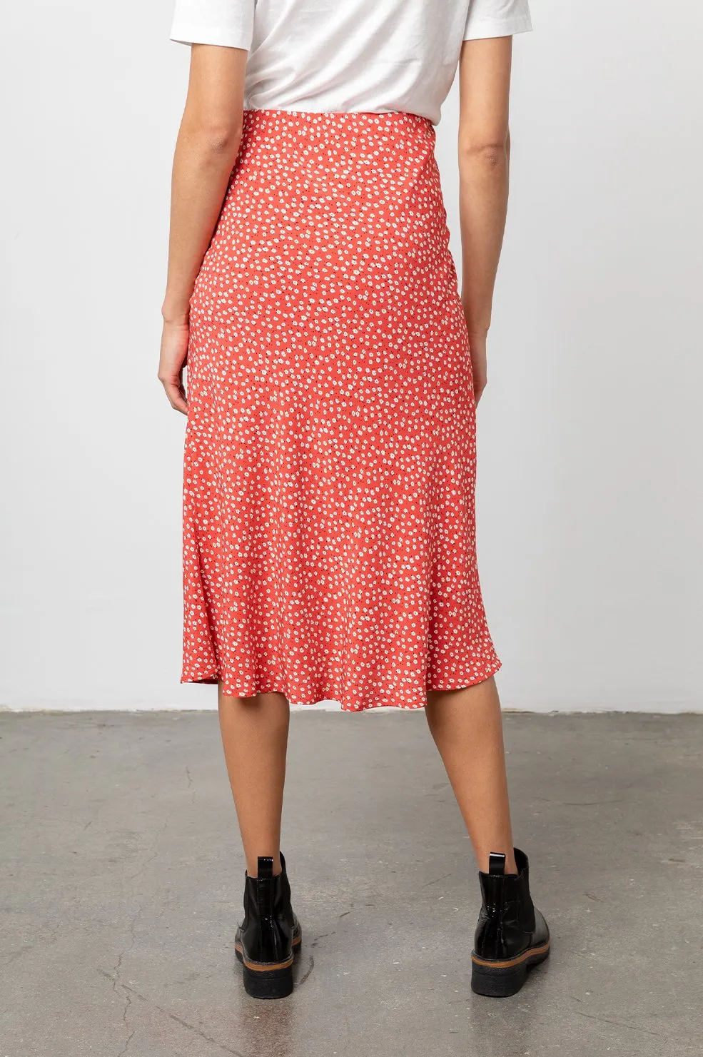 Rails - Anya Midi Skirt in Carmine Daisies