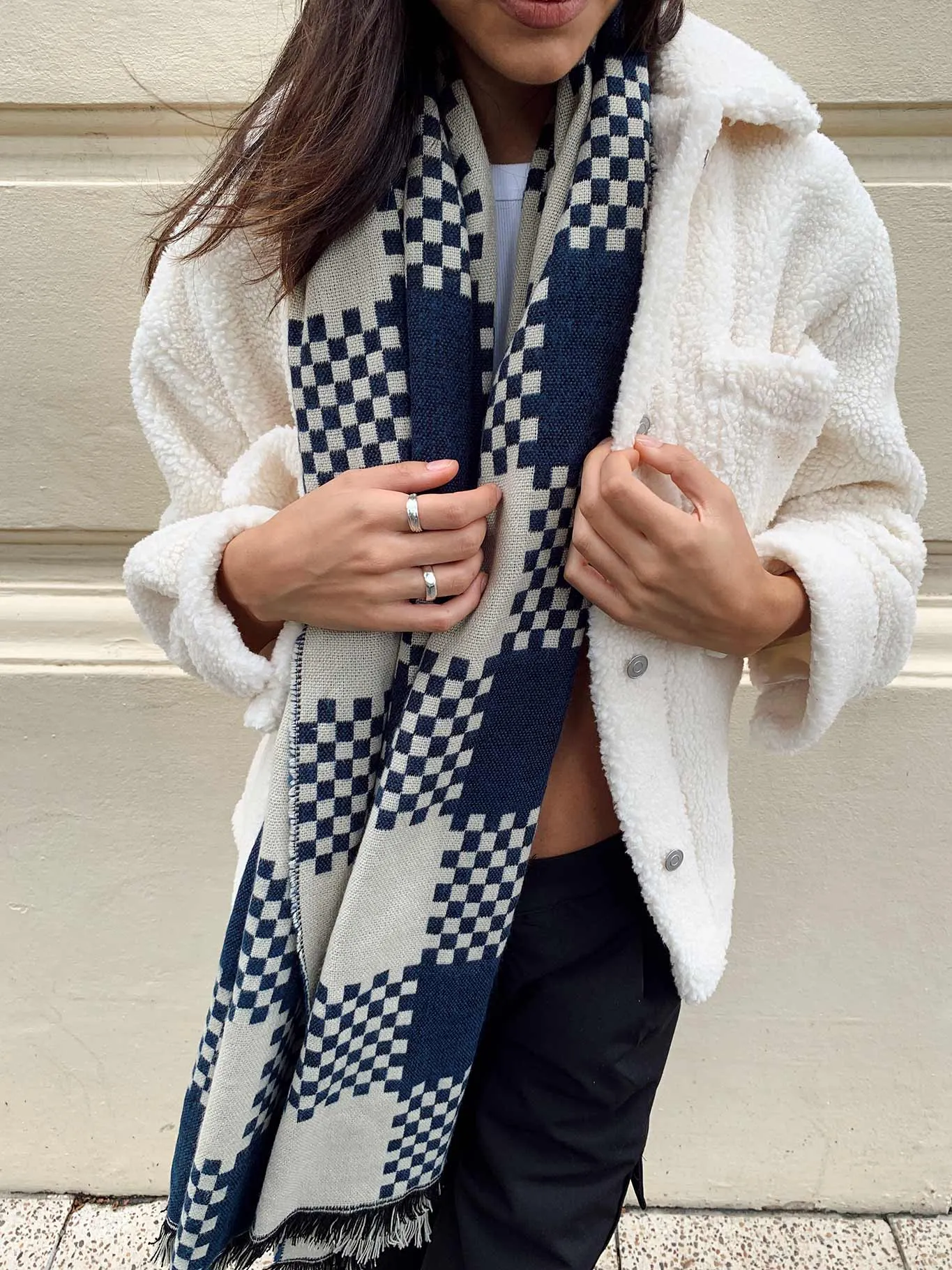 Ruthie Check Scarf Navy / White