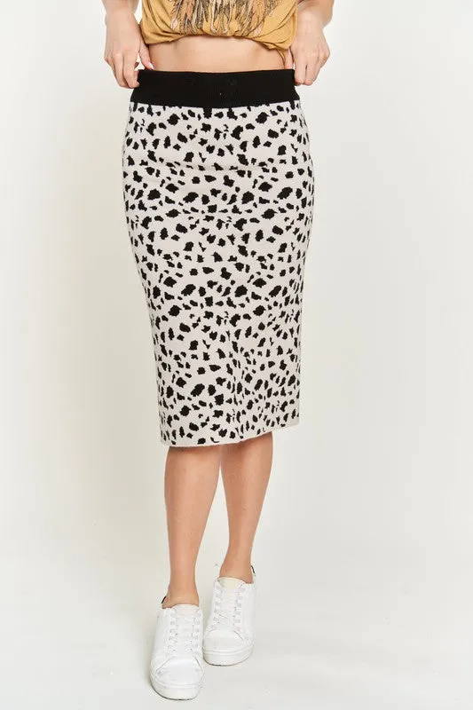 TEEK - PLUS SIZE ANIMAL PRINT SWEATER SKIRT