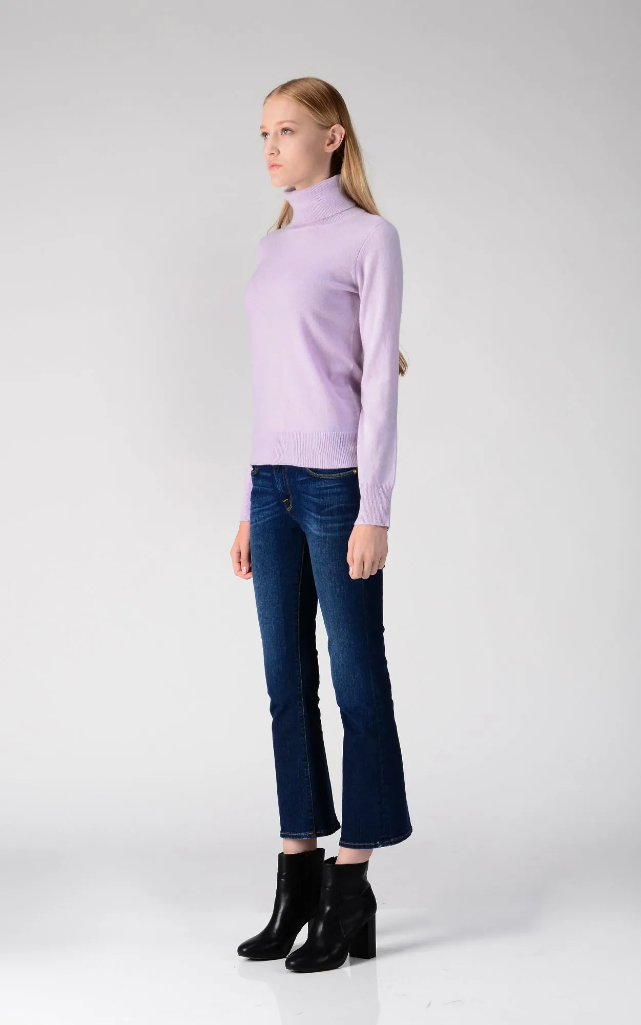 Turtleneck Slimfit Sweater_Lavender